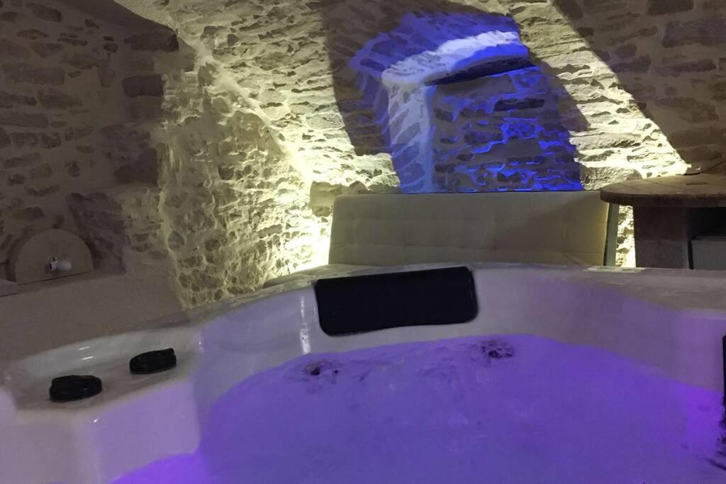 Les Secrets De L'Isle Villa Eksteriør bilde